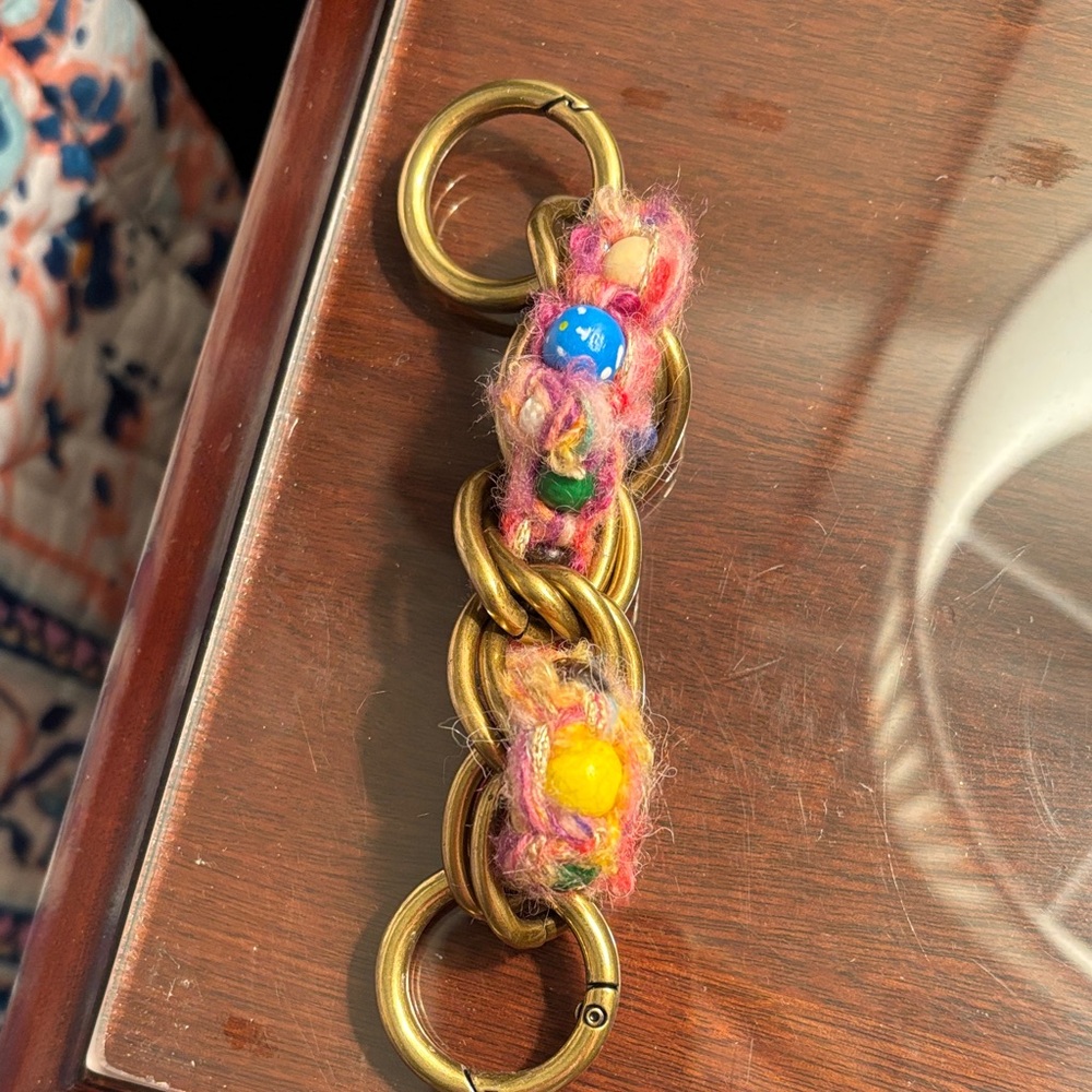 Parker Thatch Gumball Yarn in Chain Strap Extender